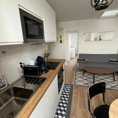 Flexliving - Superb Whole - Caulaincourt Apartment *